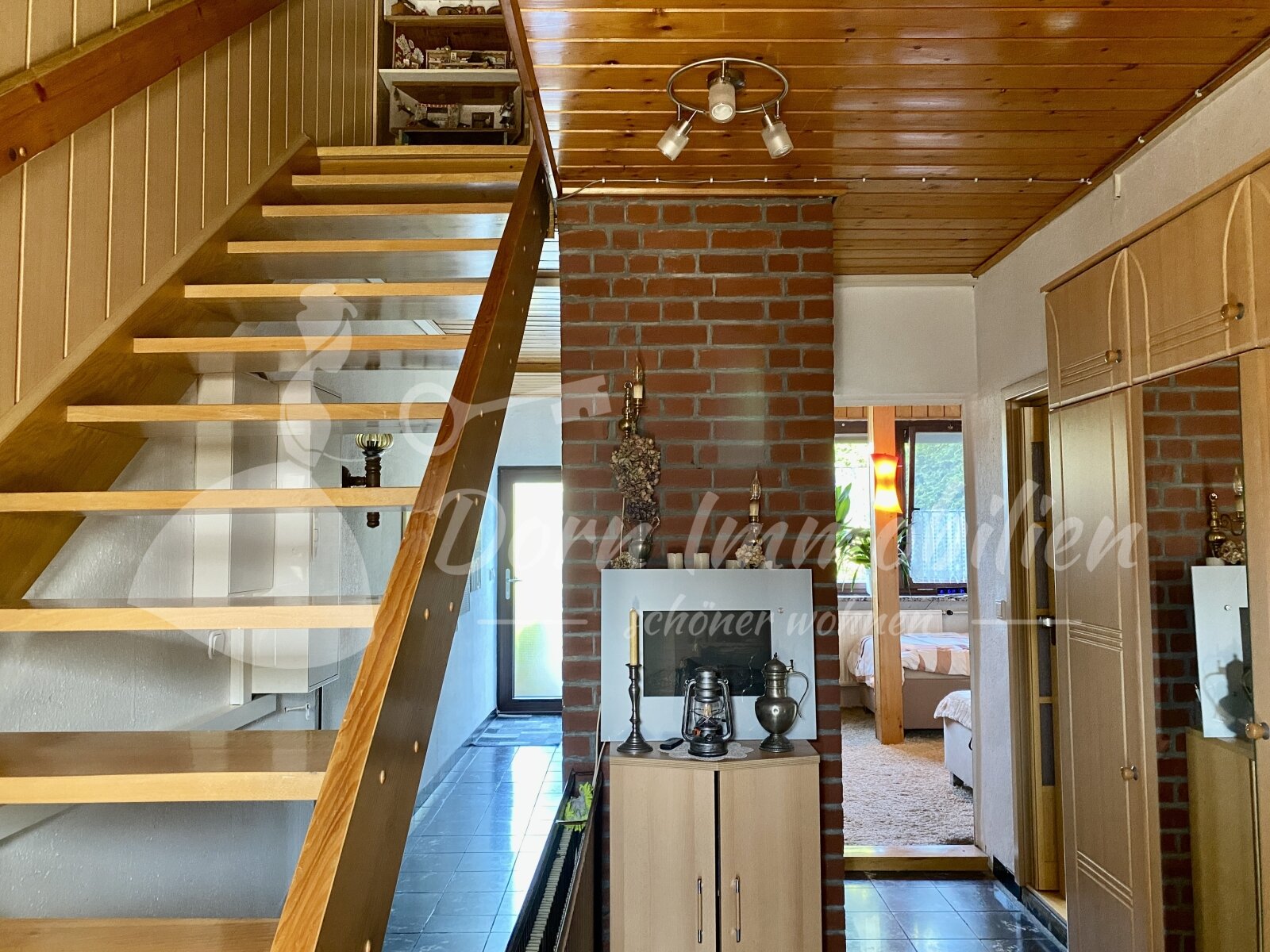 RESERVIERT: Haus mit herrlichem Garten - bevorzugte Lage in Zwickau - Auerbach im Verkauf  RESERVIERT: Haus mit herrlichem Garten - bevorzugte Lage in Zwickau - Auerbach im Verkauf