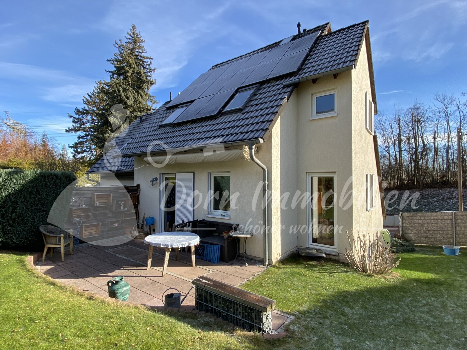 VERKAUFT: Modern, gemütlich, perfekt gelegen - DHH in Weißenborn - Zwickau - im Verkauf VERKAUFT: Modern, gemütlich, perfekt gelegen - DHH in Weißenborn - Zwickau - im Verkauf