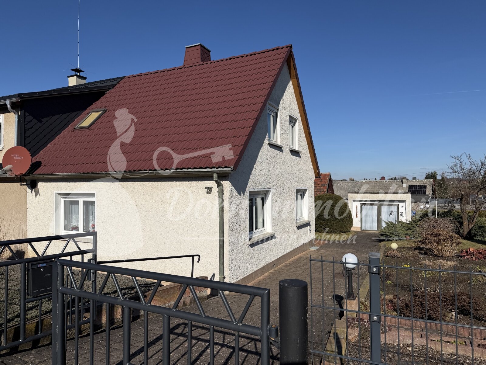 Bevorzugte Wohnlage: Doppelhaushälfte in der Vogelsiedlung - Zwickau im Verkauf Bevorzugte Wohnlage: Doppelhaushälfte in der Vogelsiedlung - Zwickau im Verkauf