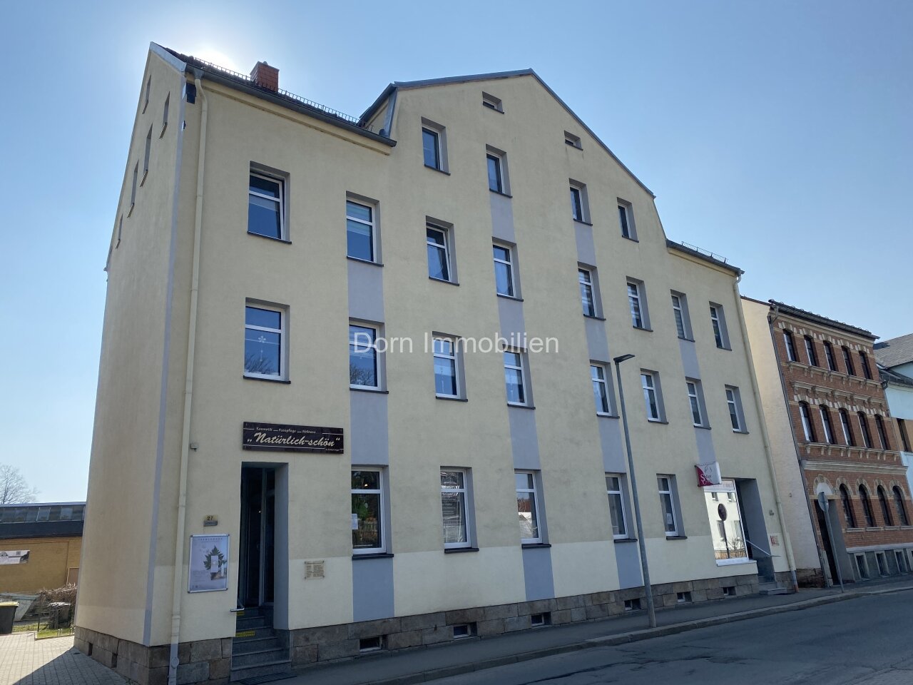 Top saniertes MFH mit Gewerbeeinheit im LK Zwickau im Verkauf Top saniertes MFH mit Gewerbeeinheit im LK Zwickau im Verkauf