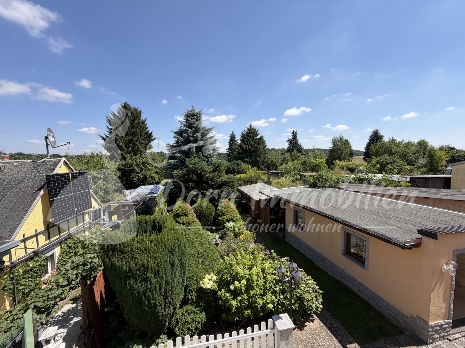 Gepflegtes Reihenendhaus mit herrlichem Garten - bevorzugte Lage in Zwickau - Auerbach im Verkauf Gepflegtes Reihenendhaus mit herrlichem Garten - bevorzugte Lage in Zwickau - Auerbach im Verkauf
